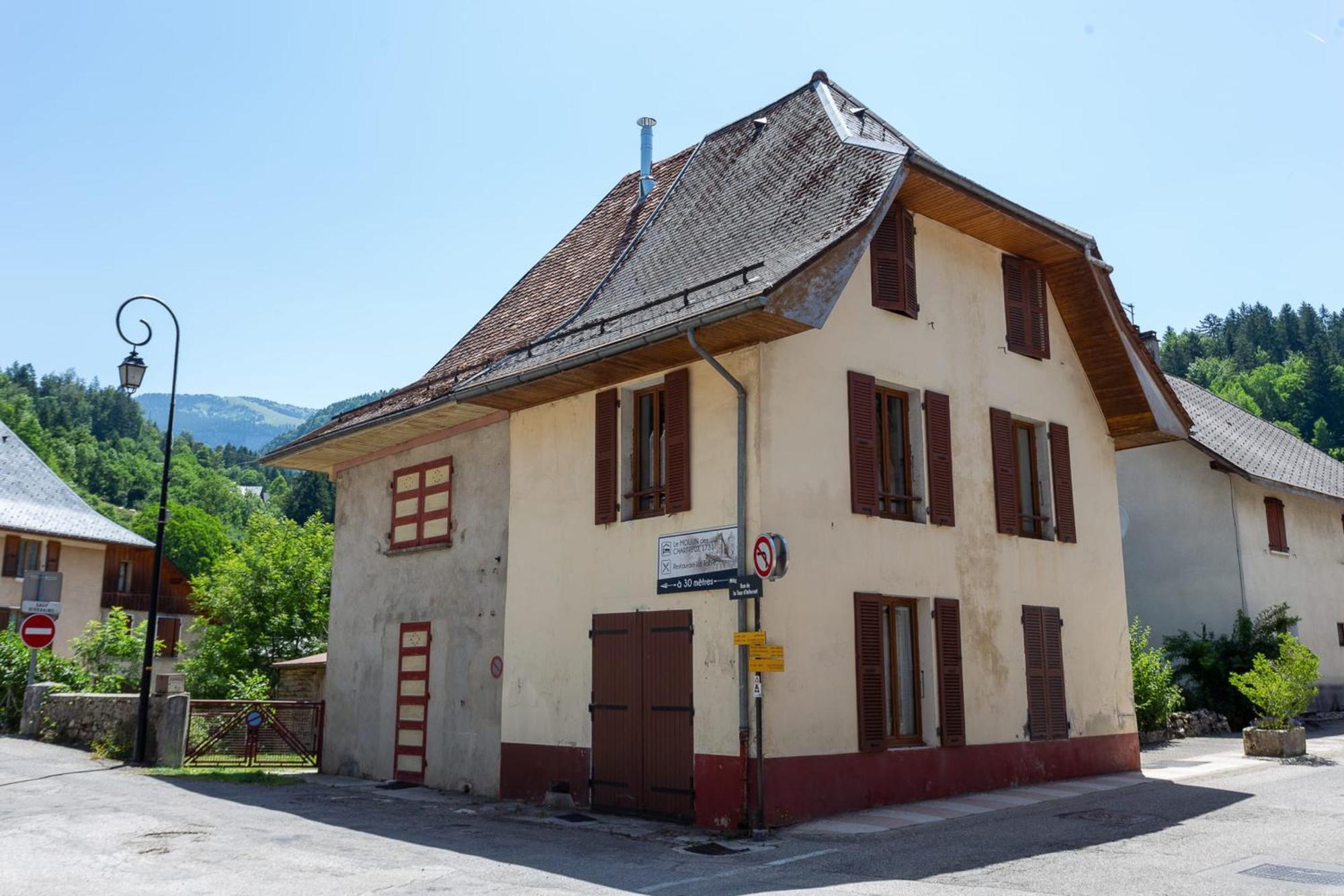 Maison De Village A St Pierre D'Entremont Saint-Pierre-dʼEntremont Exterior foto